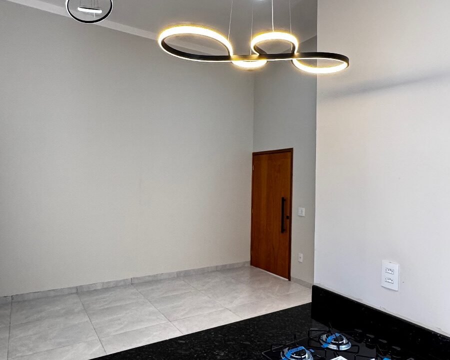 98416ca5-e4a0-4deb-83c9-e23f74def36b