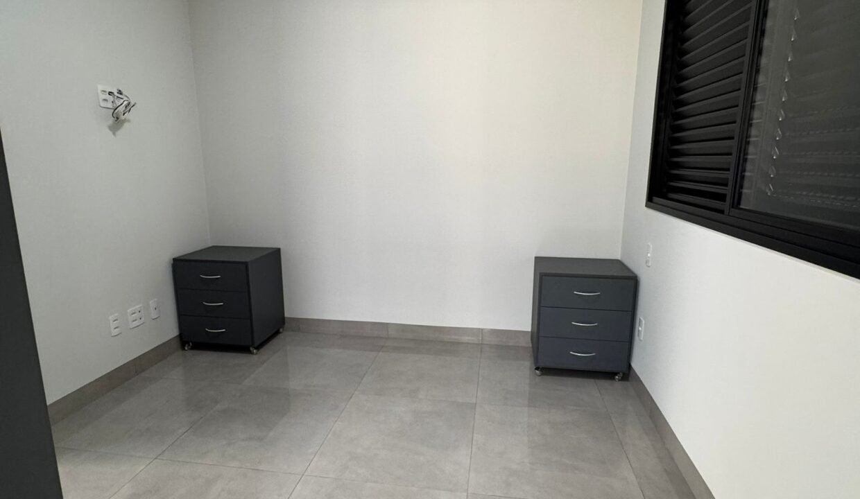 175a5217-5c2e-4c6c-99b6-b5ae83b50135