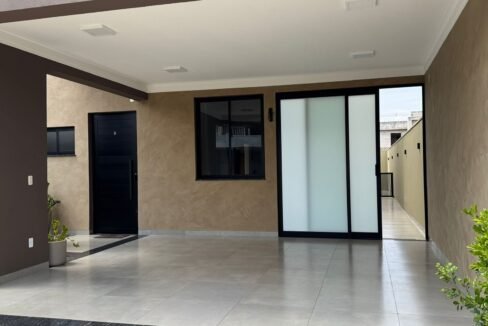 527bff9b-71cc-489f-9d28-70a6253a9ac0