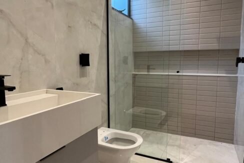 5d685e18-88e6-48d9-9c18-40dd18424ca1