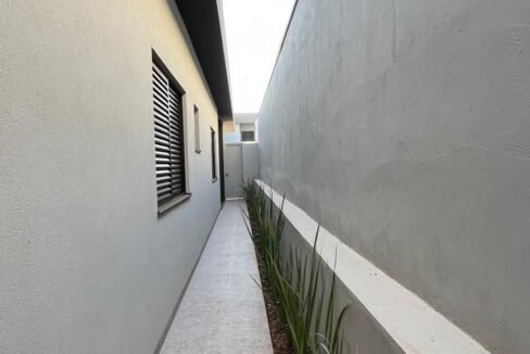 88589985-7c6f-4ff3-80be-1ecf5ccf2a42