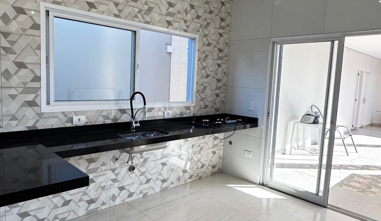 917f861a-c2e8-46f1-b21d-2d920a2db00b