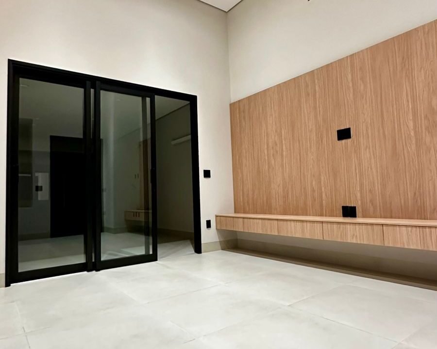 961c99b4-e672-44bc-8a5c-6491619f17e5