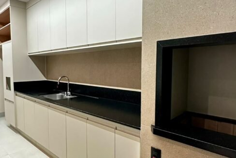 9bd4419b-9e34-48ee-8665-e6ea591a6ddd