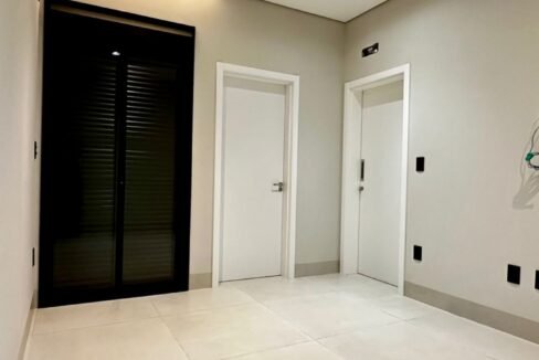 9d53b3d2-57fe-4265-9a66-61929f27fdb4