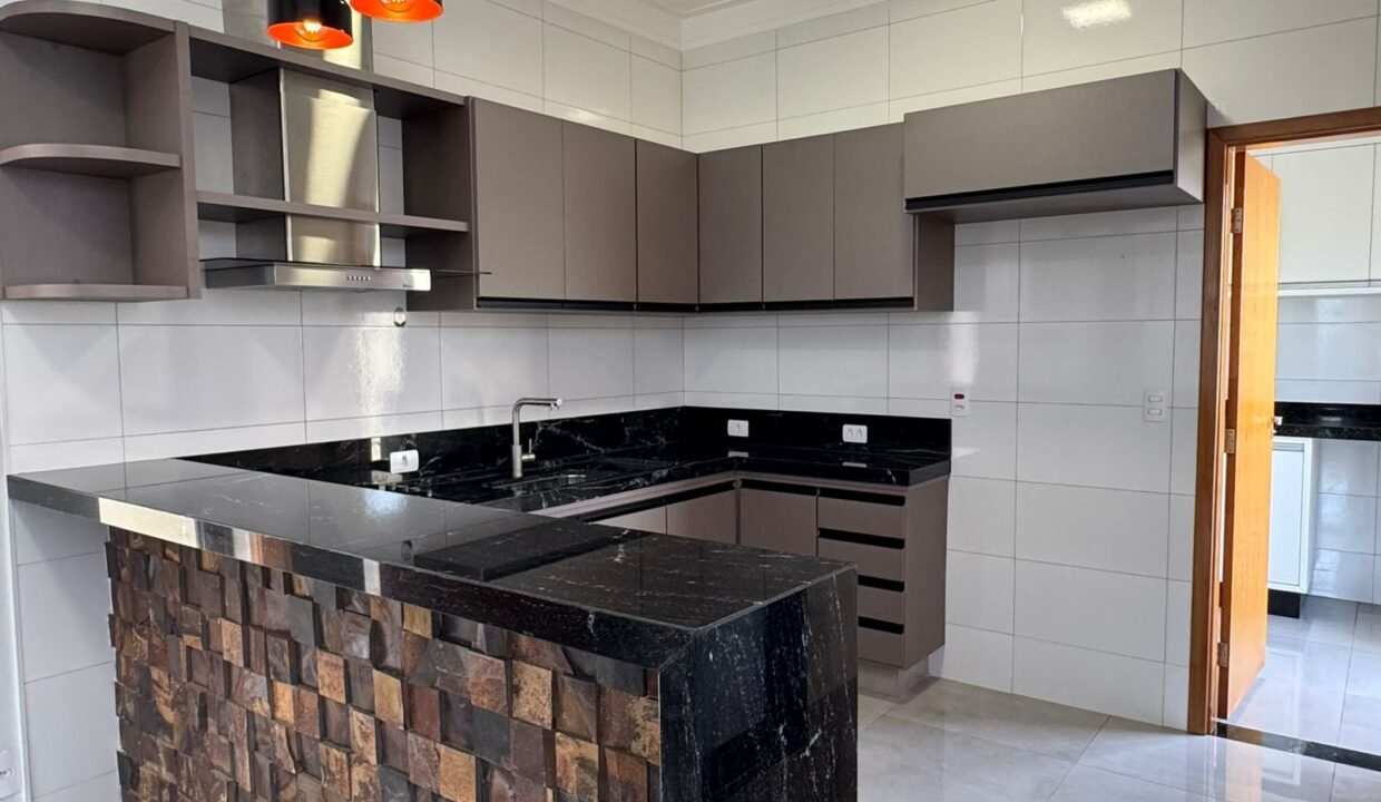 9f933d6a-c406-47c6-9285-fa5bf0d00aa2