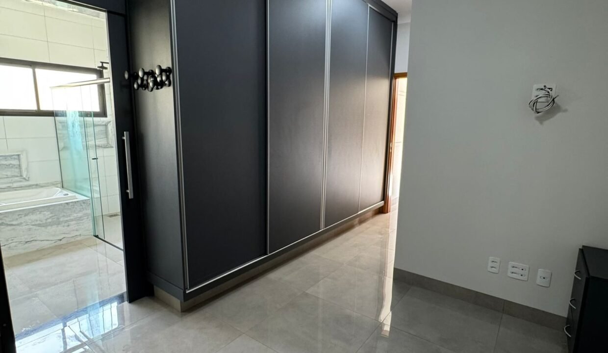 a0103bca-53e3-4399-bf41-2bbcf679f3d6