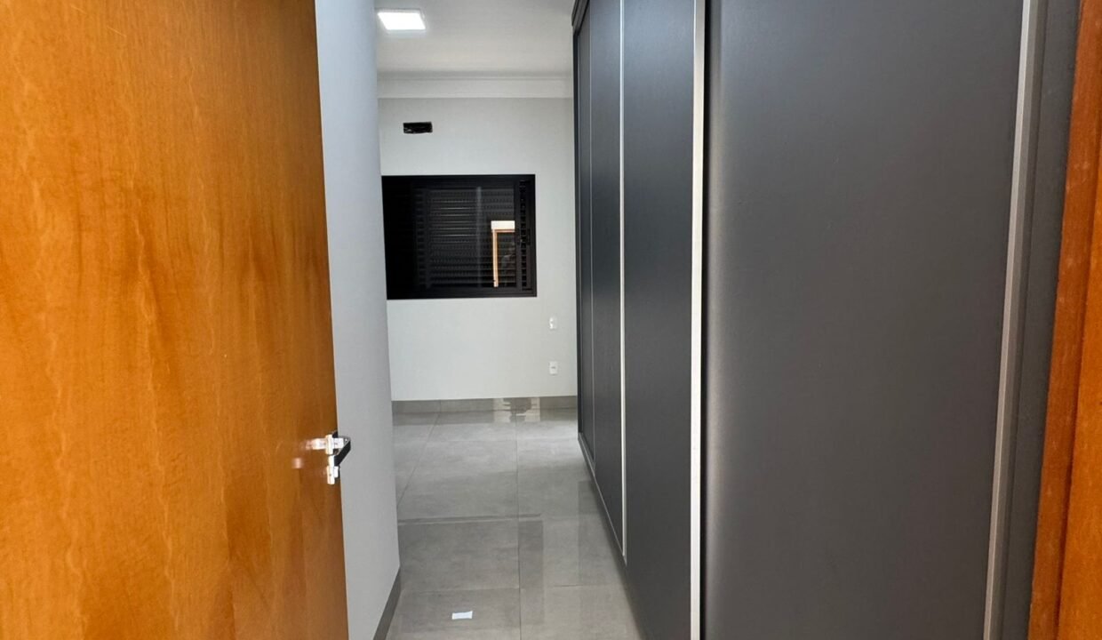 a0fc254c-ecc8-4602-9f11-f96181b2e0a0