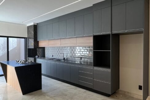 a7d1746c-aac5-4fdd-a921-940995d312b3