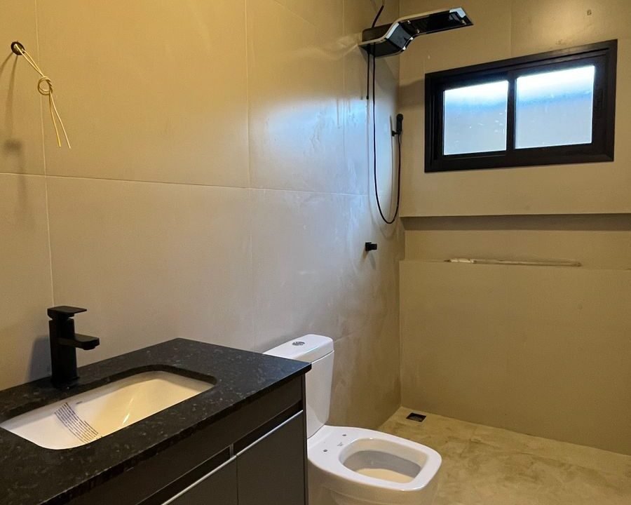 b02153a7-8680-429c-94e5-8178cfaf6edd