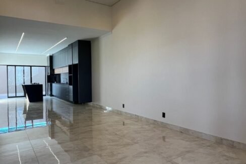 d0a660ec-7dd0-4347-bcc0-ec873e23d4fc