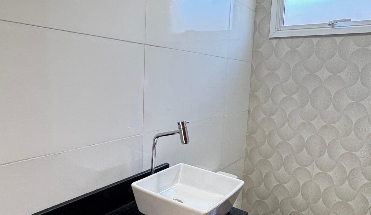 e3a20c64-950b-4c8c-ad0b-076e82c6c358