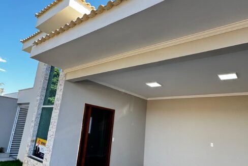 e7112994-c54d-42e2-82c5-fe2e902962ed