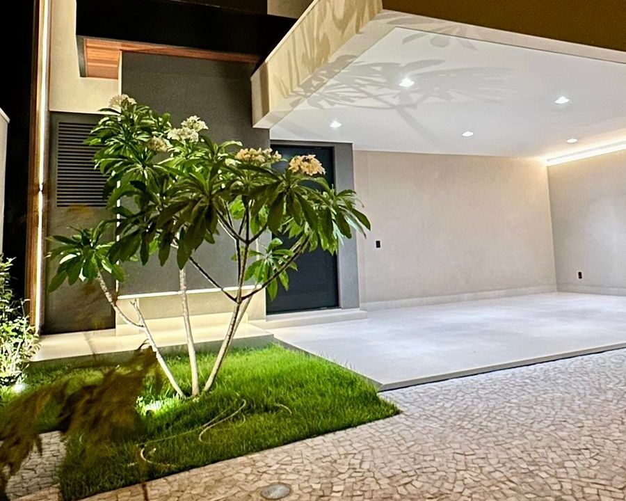 ea2c010d-f13e-450f-bab7-fc1d3f6c3435