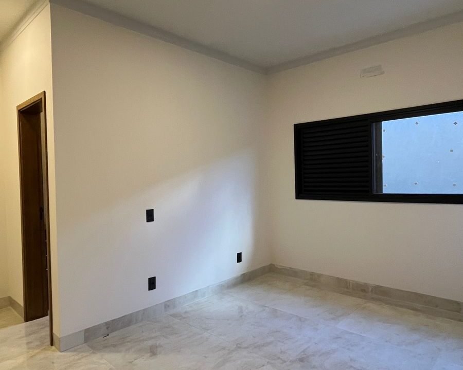 ec514a59-5382-431f-9822-3cb99e90f51a