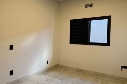 f8795c32-b304-4141-8a82-52736dcd0941