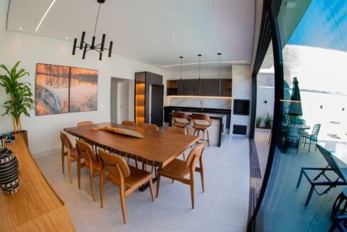 ff109fad-48ca-4ab7-a67c-af35406f31e4