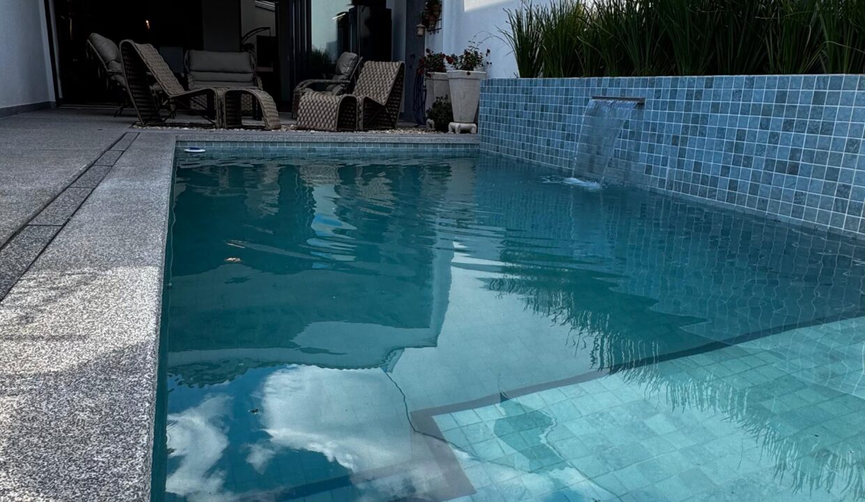 WhatsApp Image 2026-04-11 at 17.46.29