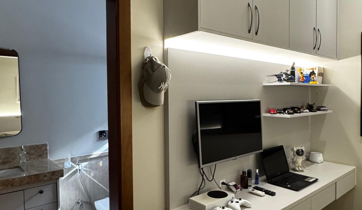 WhatsApp Image 2026-04-11 at 17.46.41