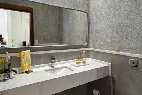 WhatsApp Image 2026-04-11 at 17.47.00